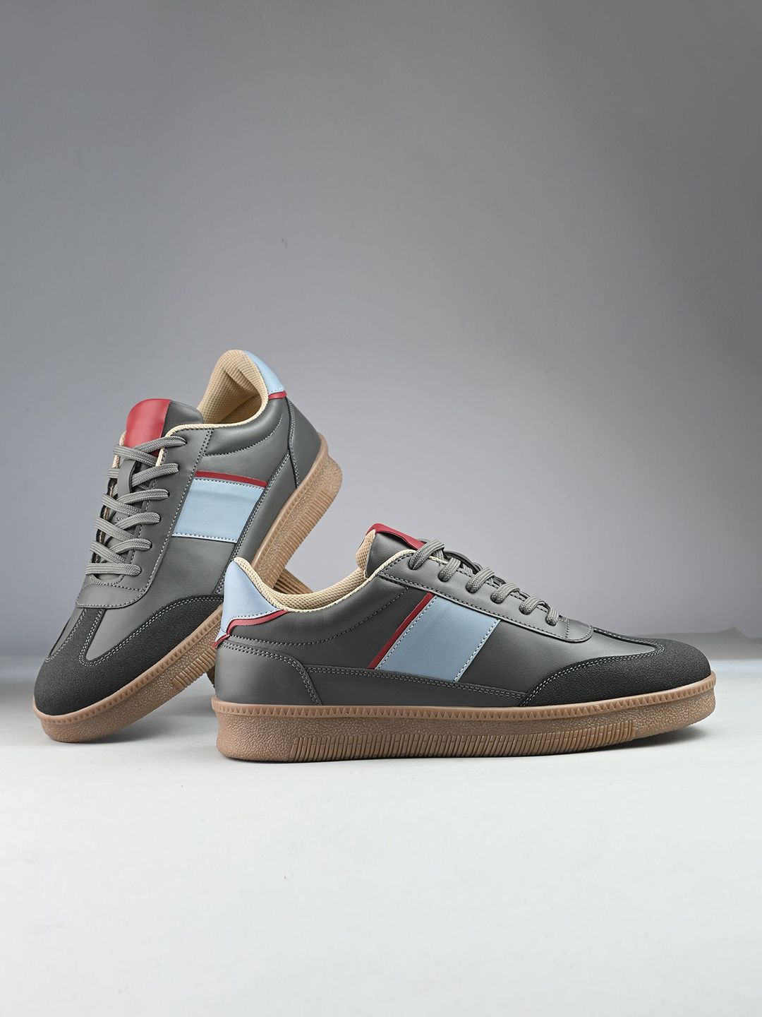 AfroJack Men Colourblocked Sneakers-picture-17