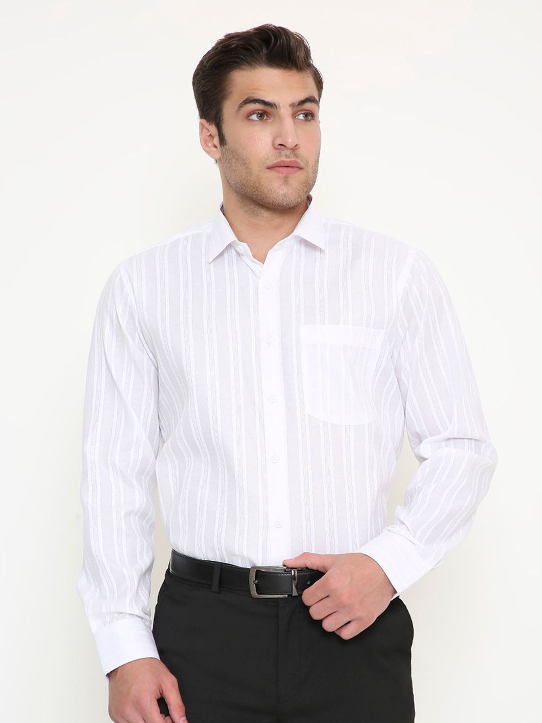 Maharaja Men India Slim Fit Vertical Striped Spread Collar Formal Shirt-picture-54