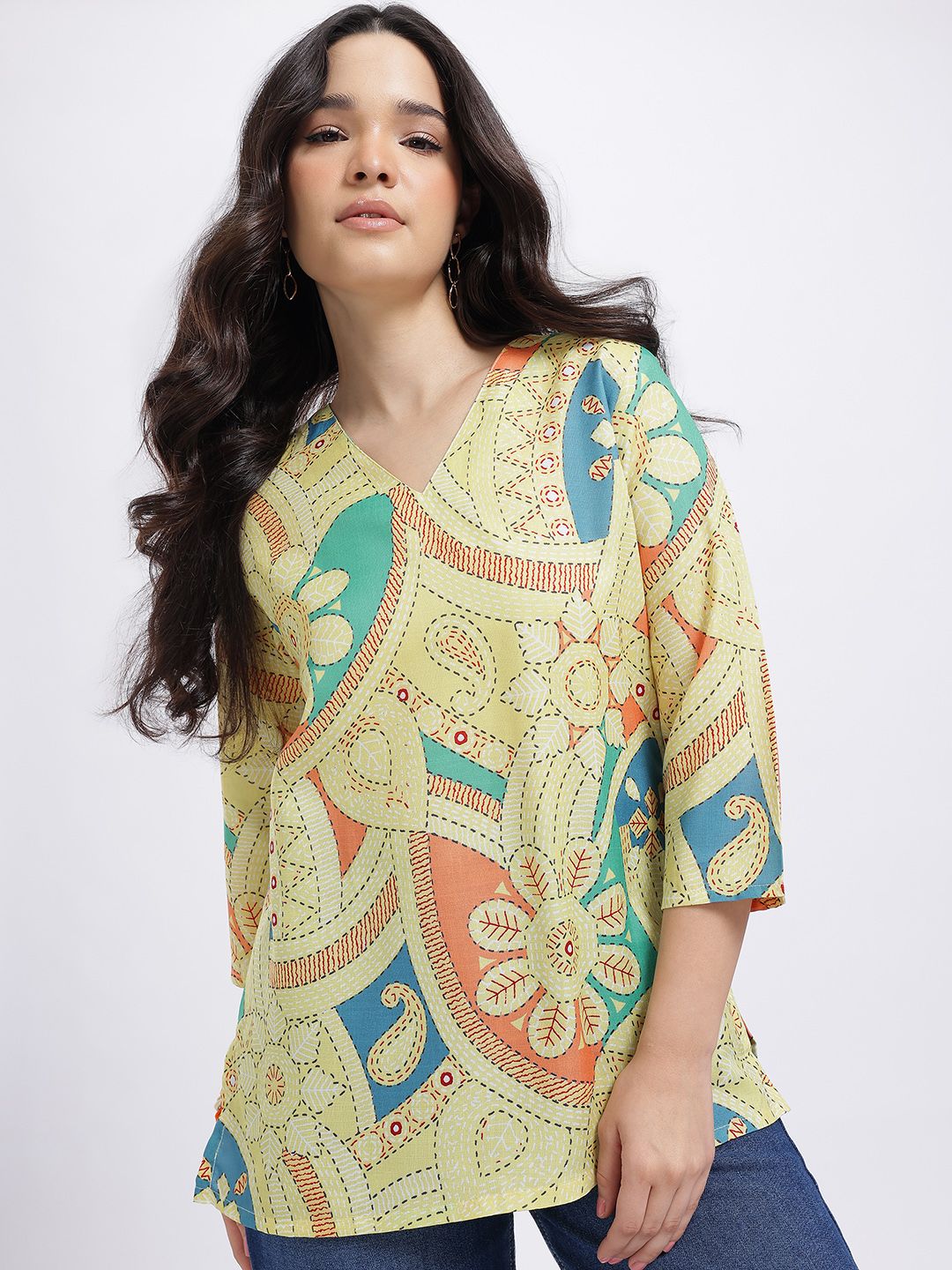 Anouk Rustic Ethnic Motifs Printed V-Neck Straight Kurti-picture-33