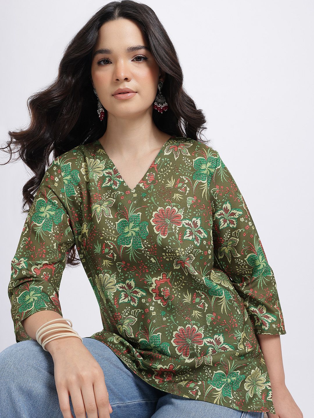 Anouk Rustic Indie Floral Printed V-Neck Kurti-picture-32