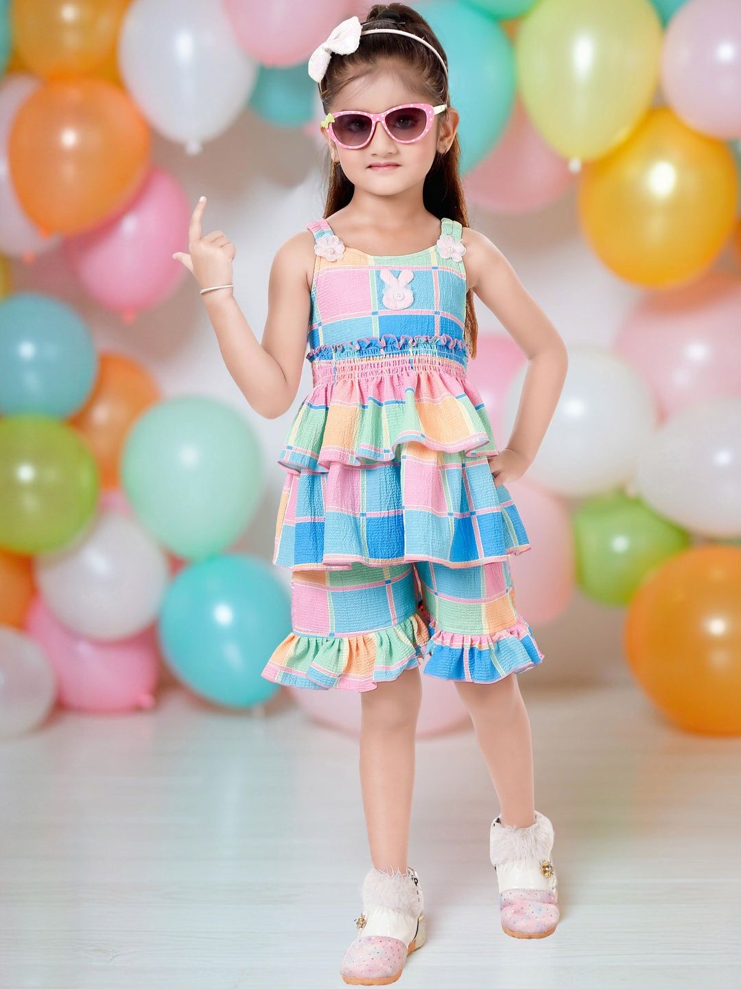 KAARIGARI Girls Colourblocked Top with Shorts-picture-27