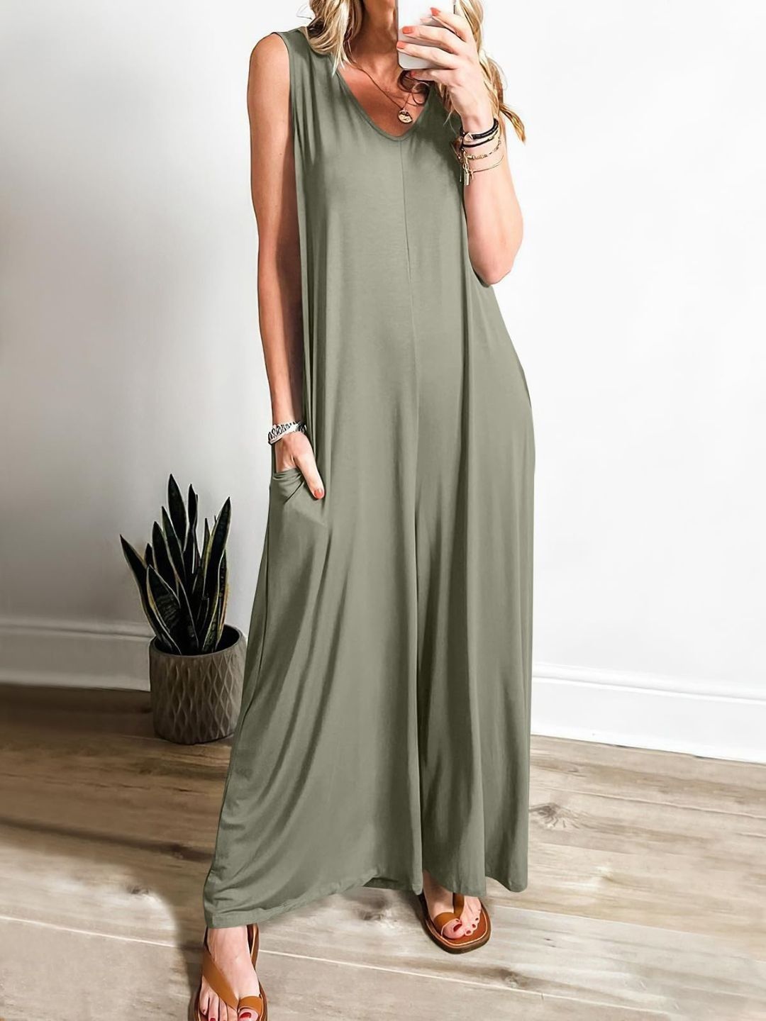HERE&NOW Women Green Sleeveless Solid Polyester Jumpsuit-image-35