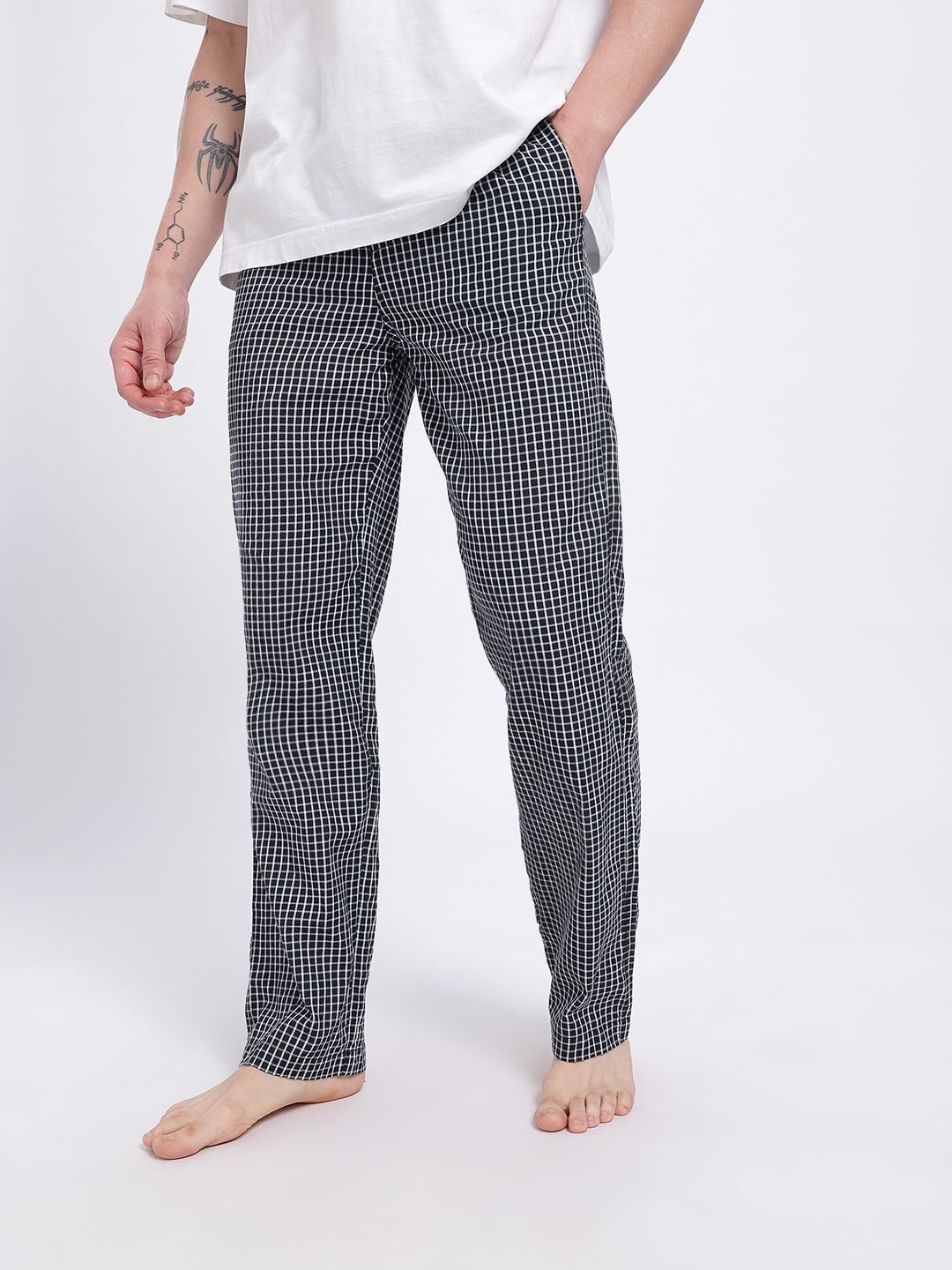 glitchez Men Checked Mid-Rise Straight Fit Lounge Pants-picture-26