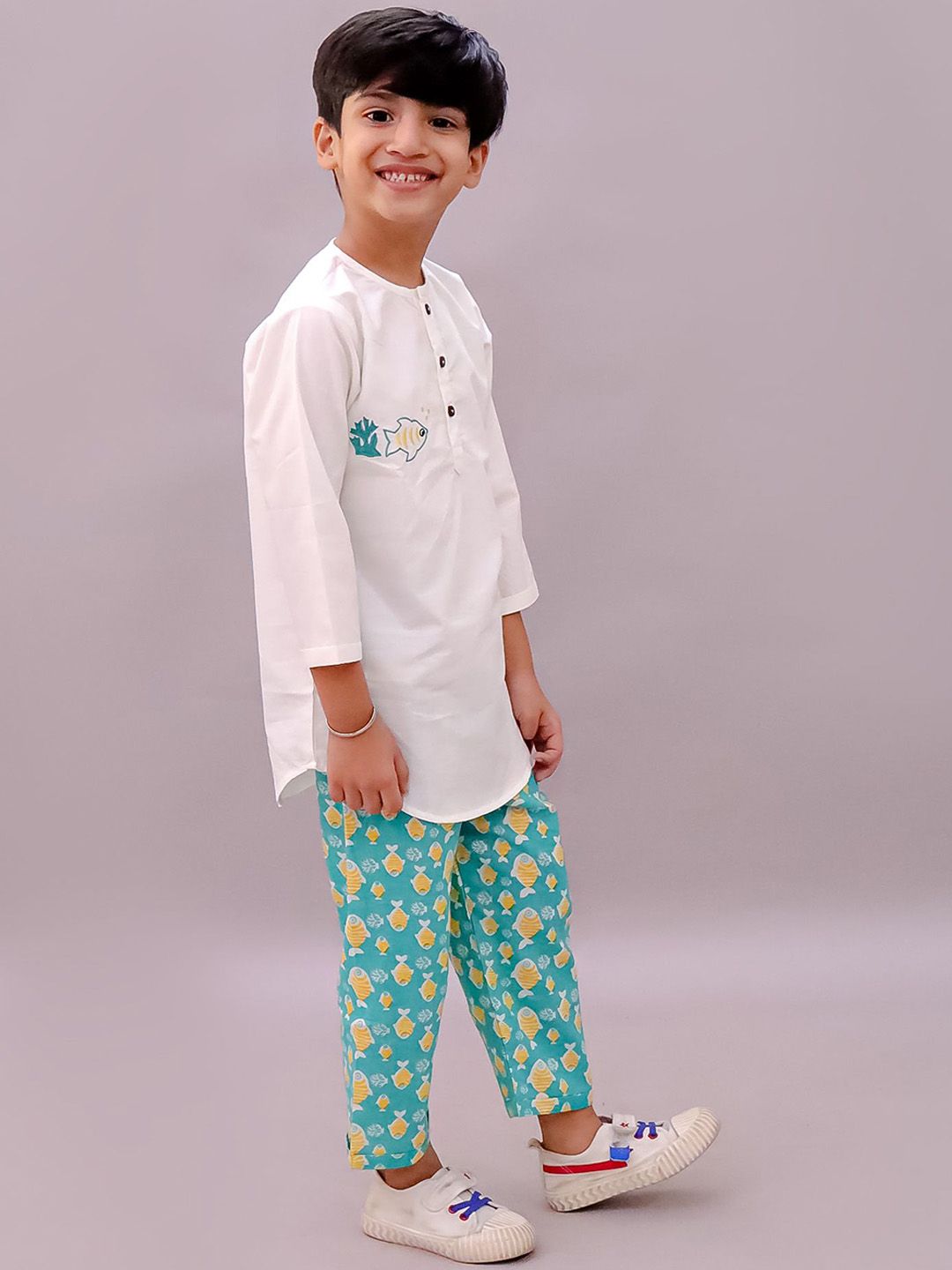 LITTLE GINNIE Unisex Kids Fish Printed Regular Pure Cotton Kurta With Pyjama-picture-28