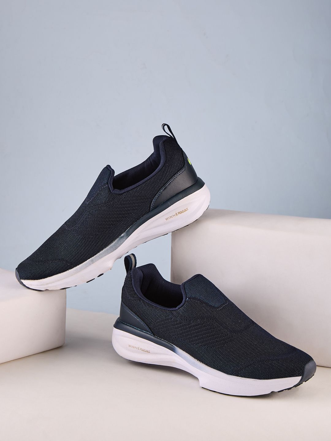 Campus Men Mesh Walking Non-Marking Shoes-picture-17