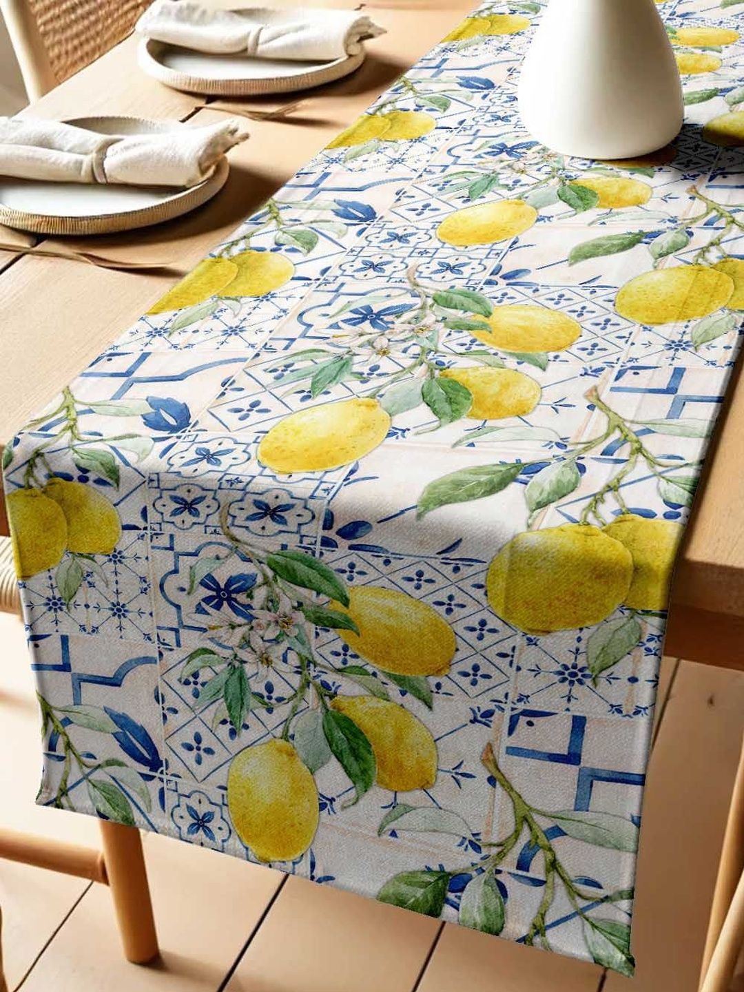 vargottam white printed pure cotton table runners