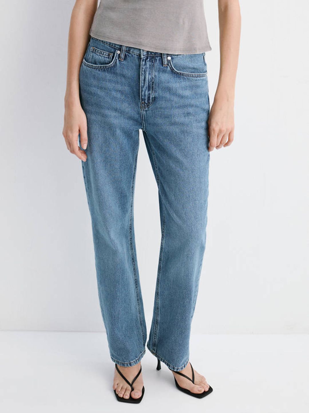 MANGO Women Regular Fit Pure Cotton Light Fade Jeans-picture-24