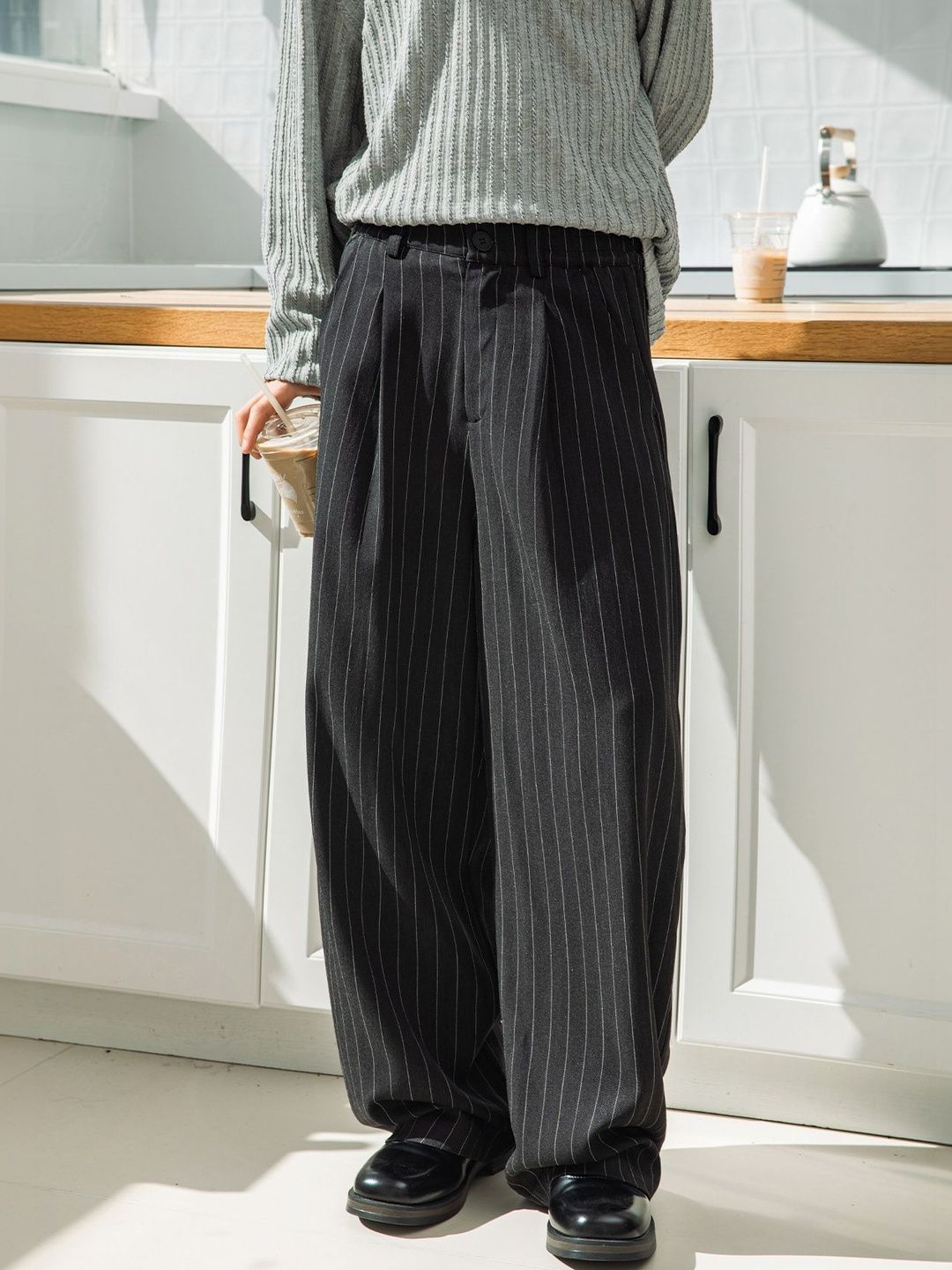 StyleCast x Revolte Men Striped Easy Wash Pleated Trousers-picture-23