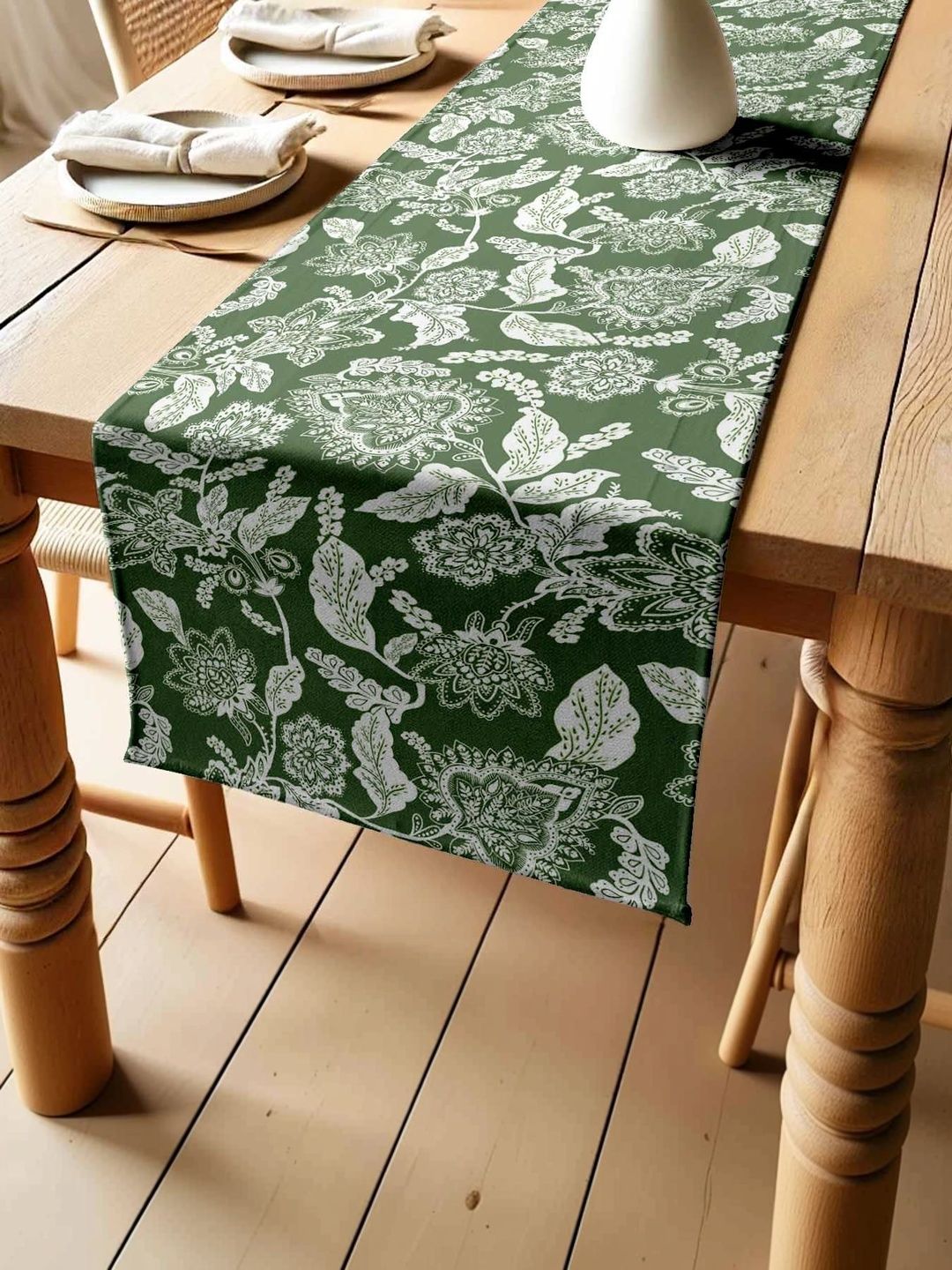 Vargottam Green Printed Pure Cotton Table Runners-image-32