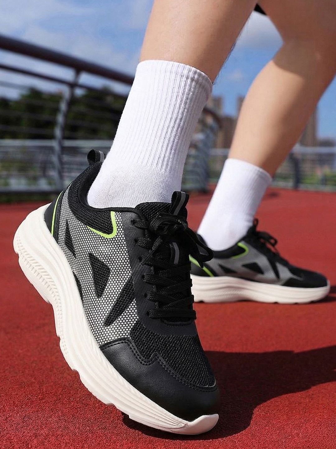 toothless toothless Boys Black Breathable Structure Comfortable Sole Active Sport Design Shoes