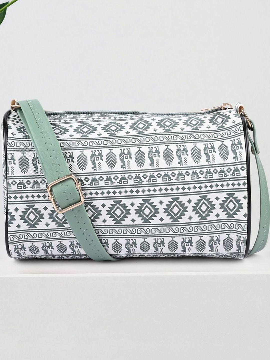 EARTHEA Detachable Sling Strap Sling Bag-image-23