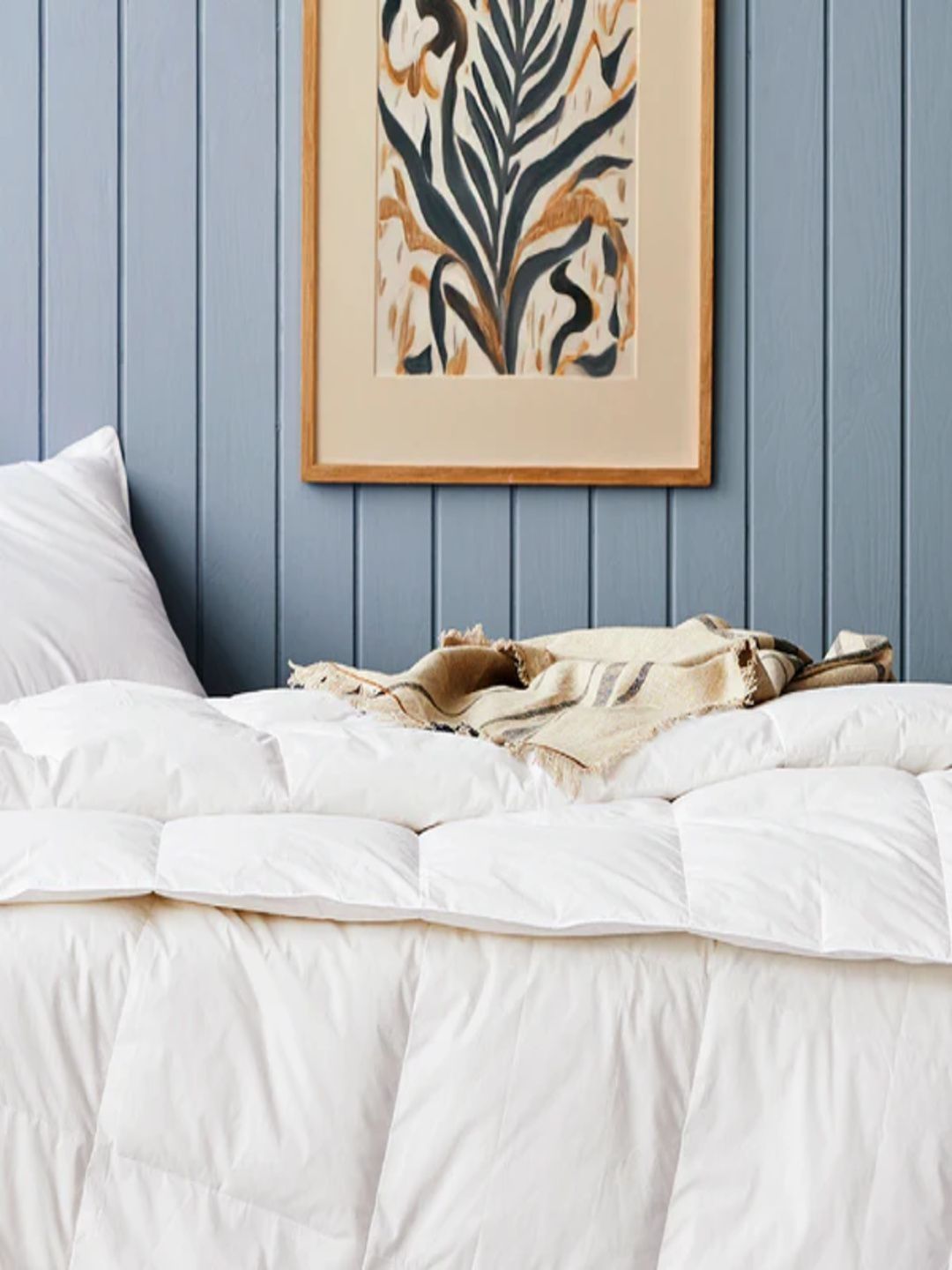 SHRNM White Mild Winter 210 GSM Duvet-image-30