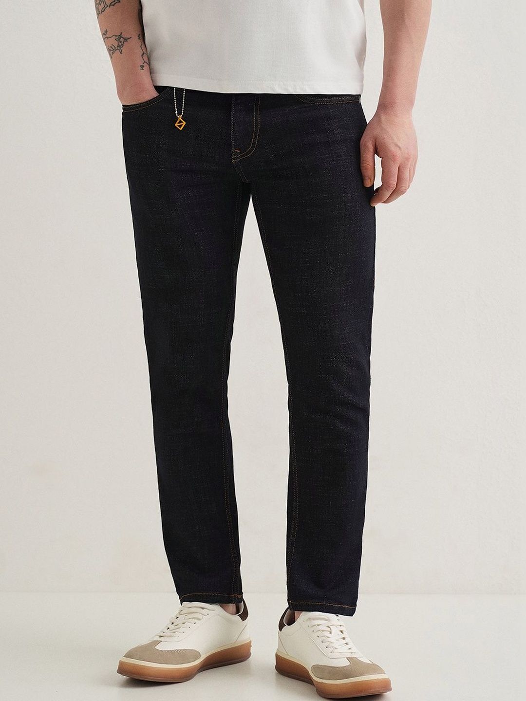 Banana Club Men Carrot Slim Fit Mid-Rise Jeans-picture-22