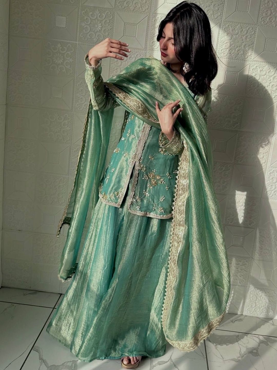 Gownwala Embroidered Pure Silk Blend Kurti-picture-25