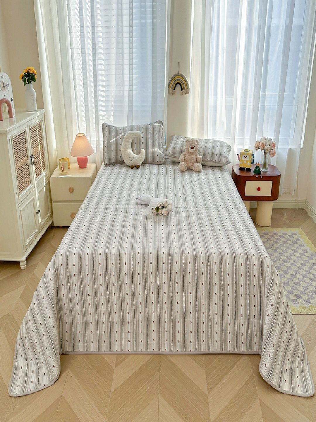 JC HOME Grey & White162 TC King Double Bedcover With 2 Pillow Covers-image-28