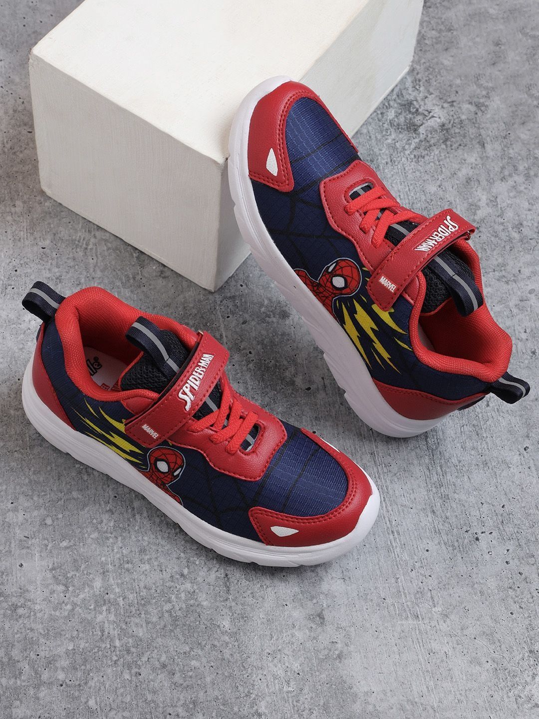 Kids Ville Boys Spiderman Printed Round Toe Sneakers-picture-33