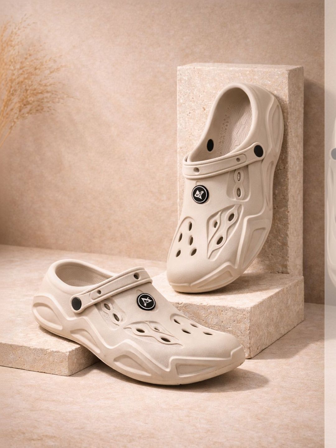 AMAEZO Men Clogs Sandals-picture-0
