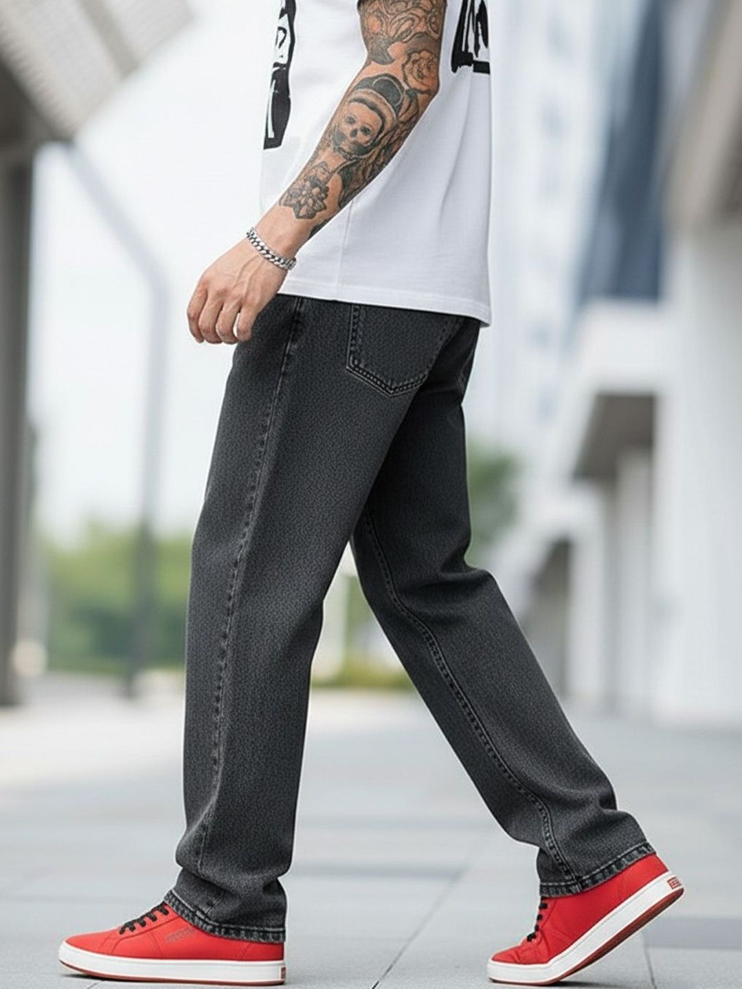 UNITED DENIM Men Loose Relaxed Fit Mid-Rise Stretchable Jeans-picture-37