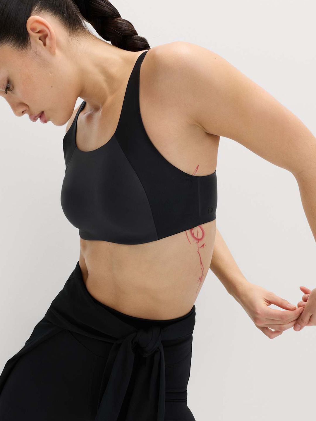 Marks & Spencer Ultimate Support Contoured Sports Bra deal from myntra Marks & Spencer Ultimate Support Contoured Sports Bra deal from myntra