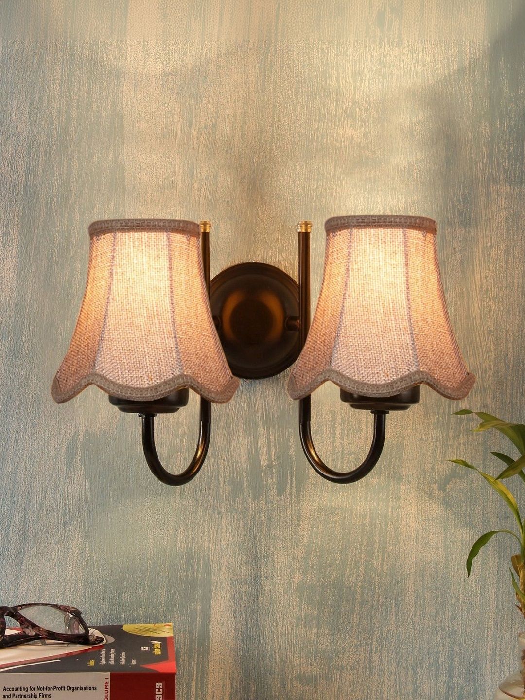 Aura Beige Metal Traditional Abstract Shaped Shaped Wall Lamp-image-20