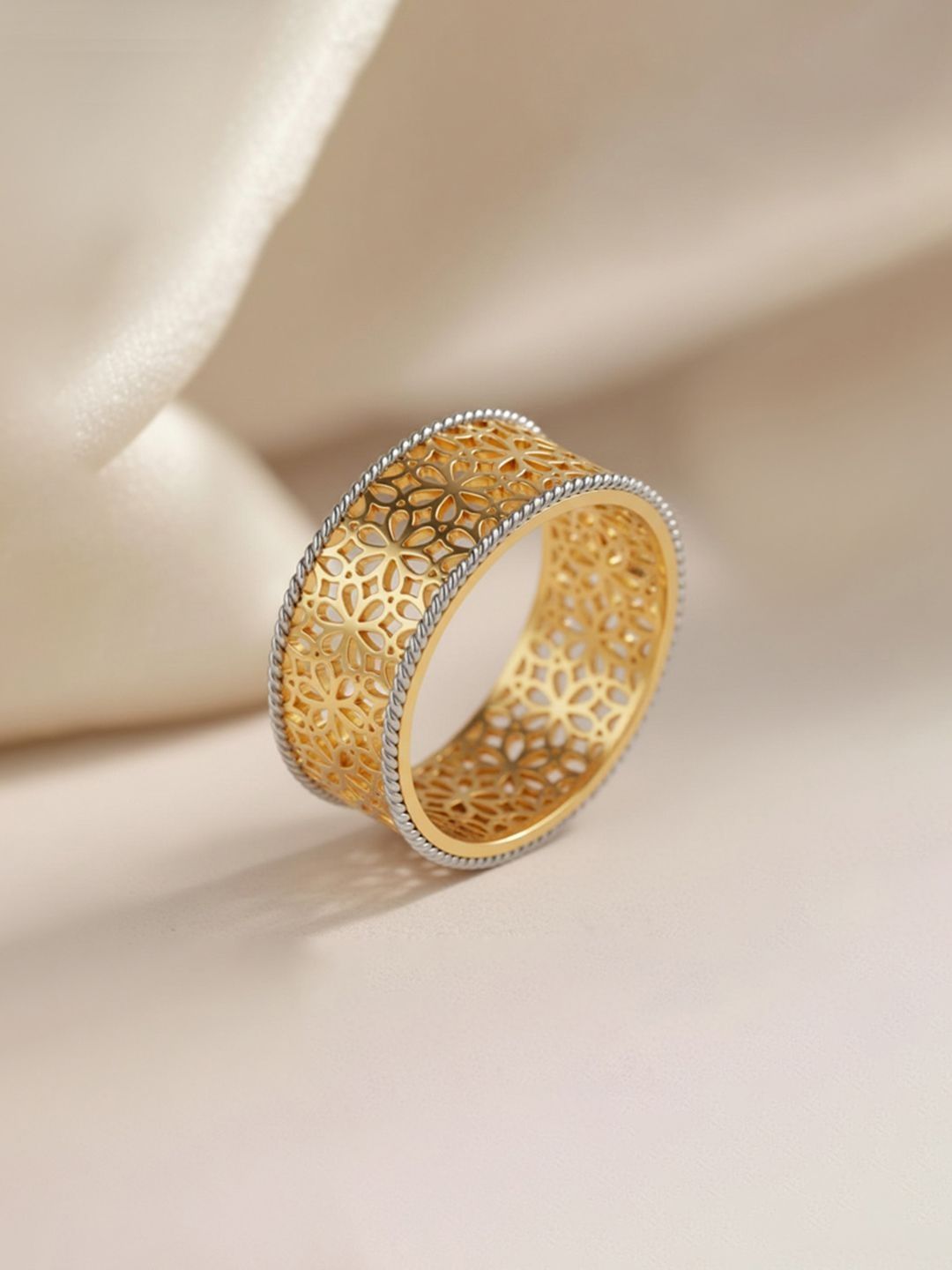 KISNA DIAMOND AND GOLD JEWELLERY 18KT Gold Finger Ring-4.19 g-picture-12
