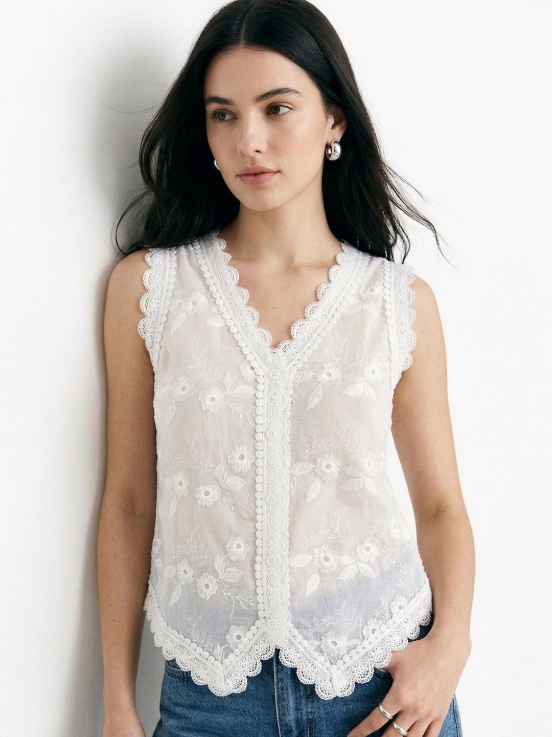 Outzidr Floral Embroidered Top-picture-28