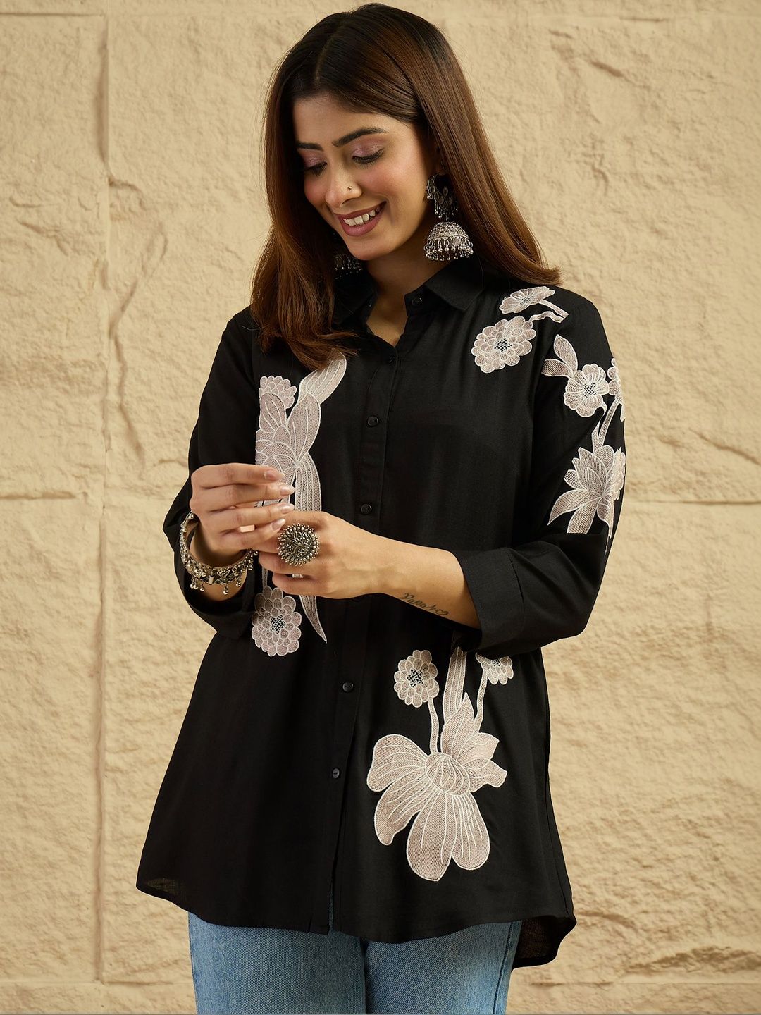 Anouk Floral Embroidered Shirt Collar Thread Work Thread Work Kurti-image-13