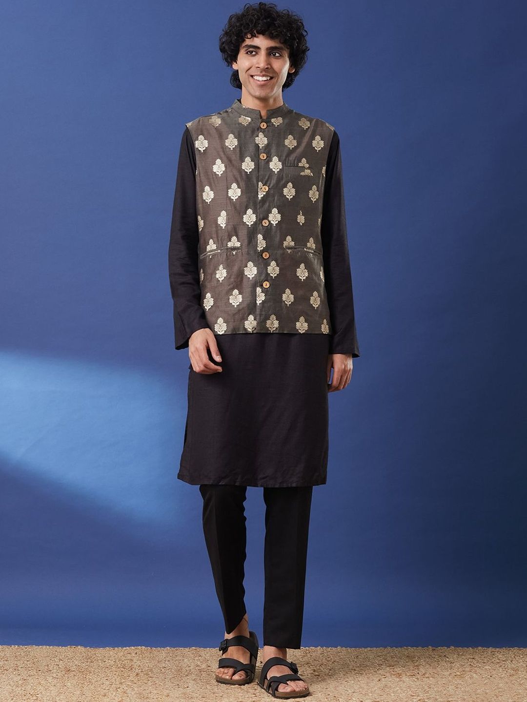 Taavi Men Zari Butti Embellished Mandarin Collar Nehru Jacket-picture-58