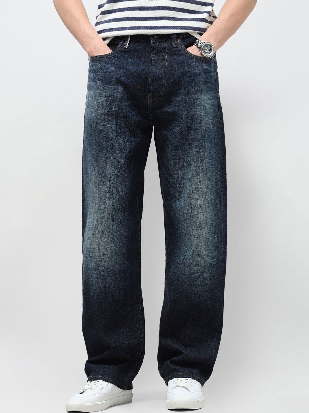 U.S. Polo Assn. Denim Co. Men Slim Fit Mid-Rise Light Fade Jeans-picture-42