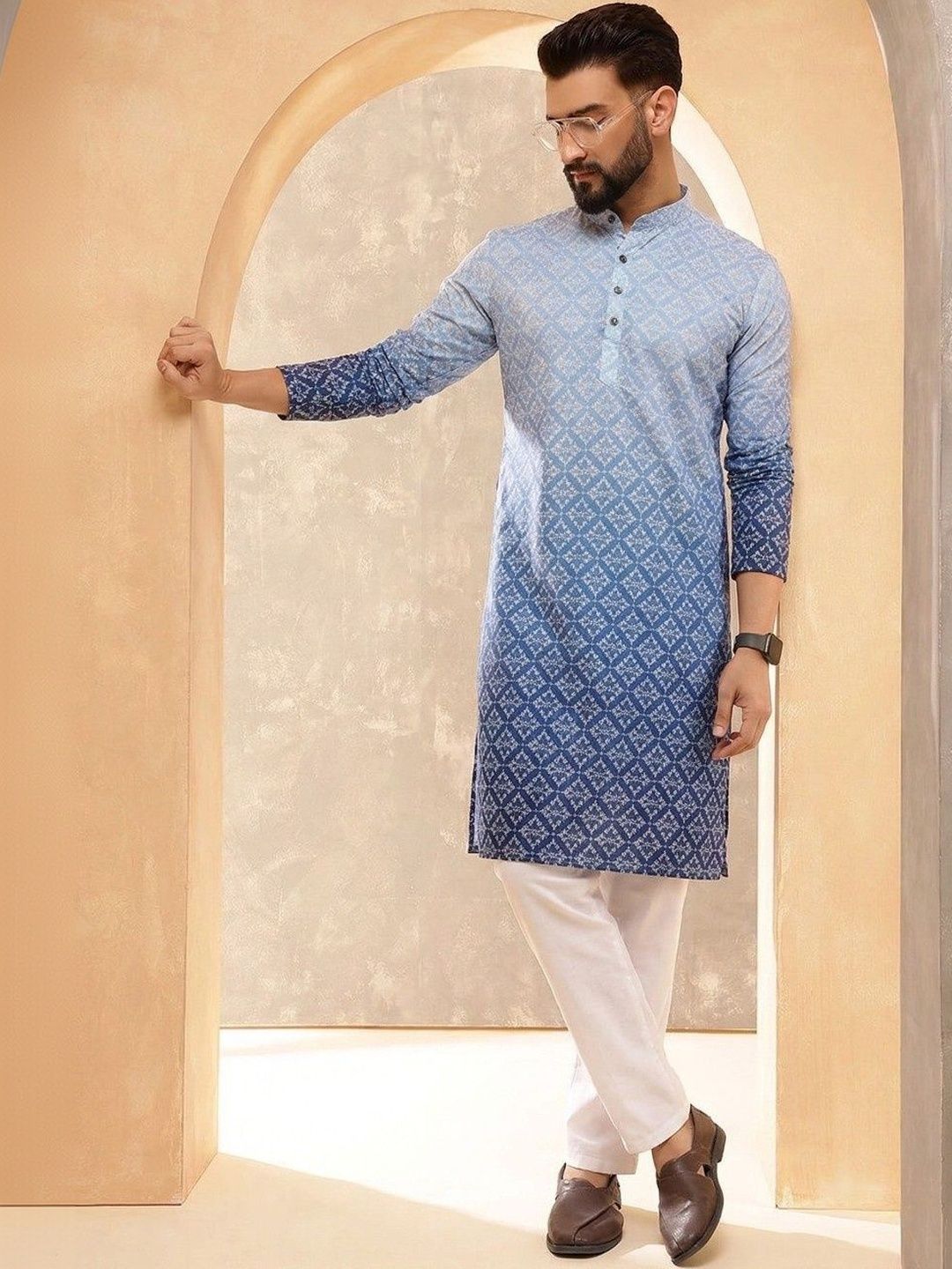 VELKYNOX Men Ethnic Motifs Printed Indigo Kurta-image-3