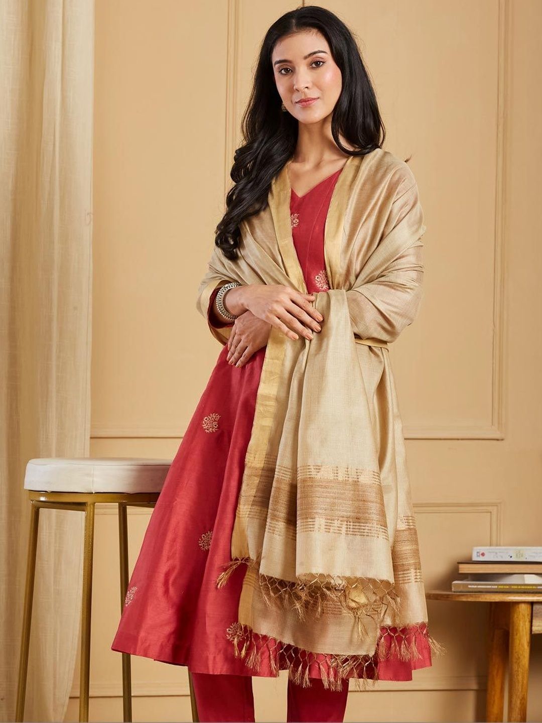 Fabindia Woven Design Dupatta with Thread Work-picture-43