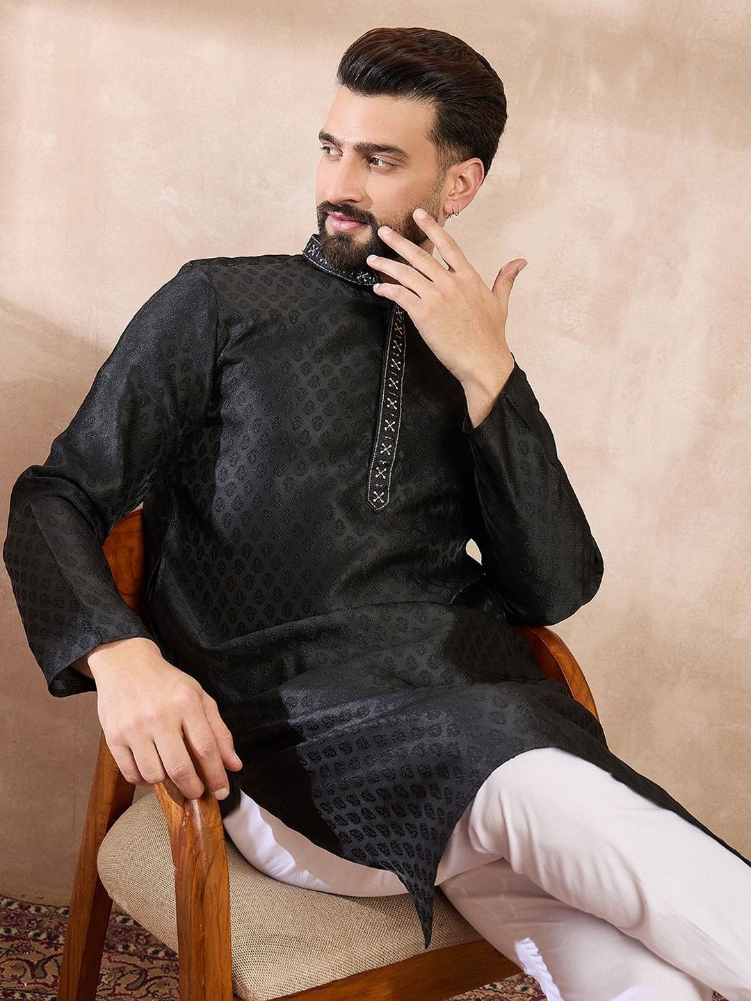 House of Pataudi Woven Desien Mandarin Collar Knee Length Straight Kurta-picture-23
