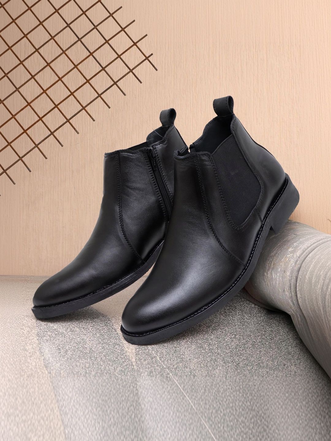 The Roadster Lifestyle Co Men Block-Heeled Chelsea Boots-picture-40