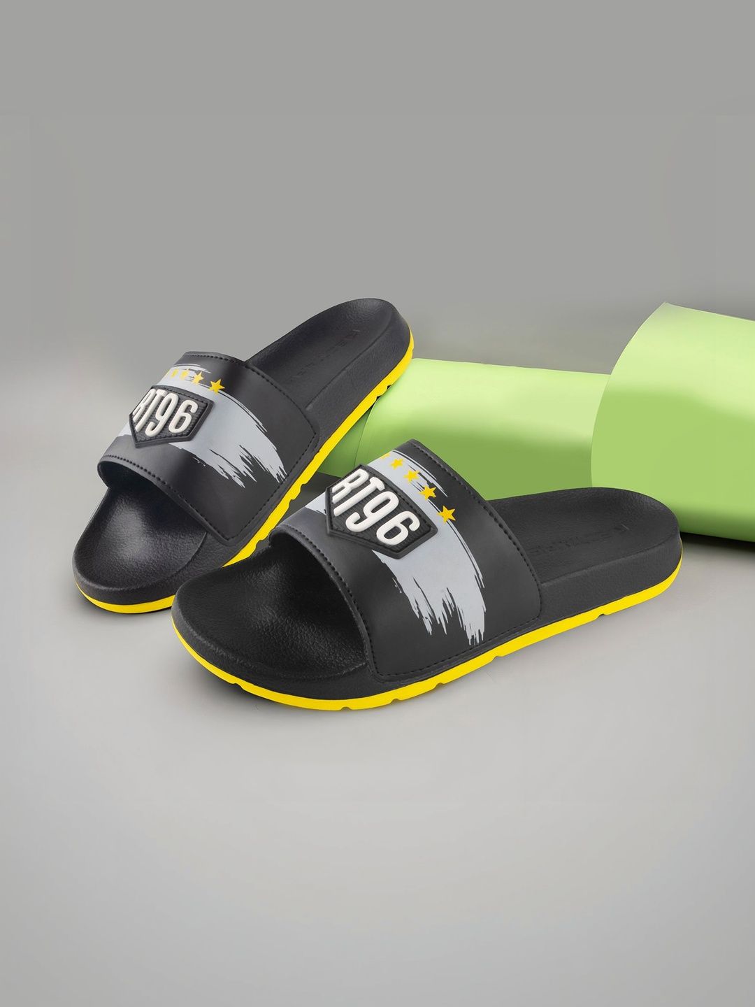 Red Tape Men Printed Sliders-picture-10