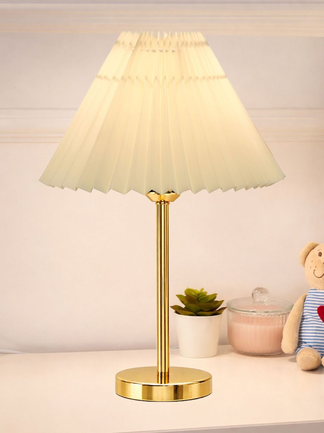 Glowhere Off White Textured Metal Contemporary Frusturical Shaped Table Lamp-picture-58