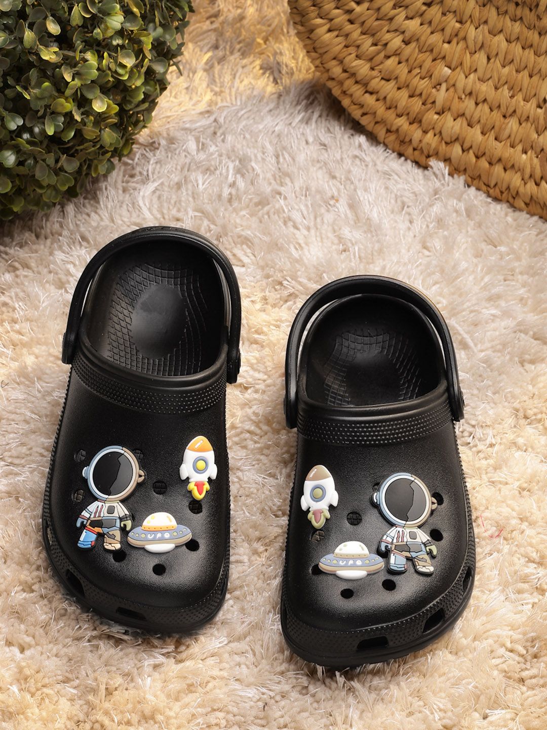 NEOZ Unisex Kids Clogs-image-11