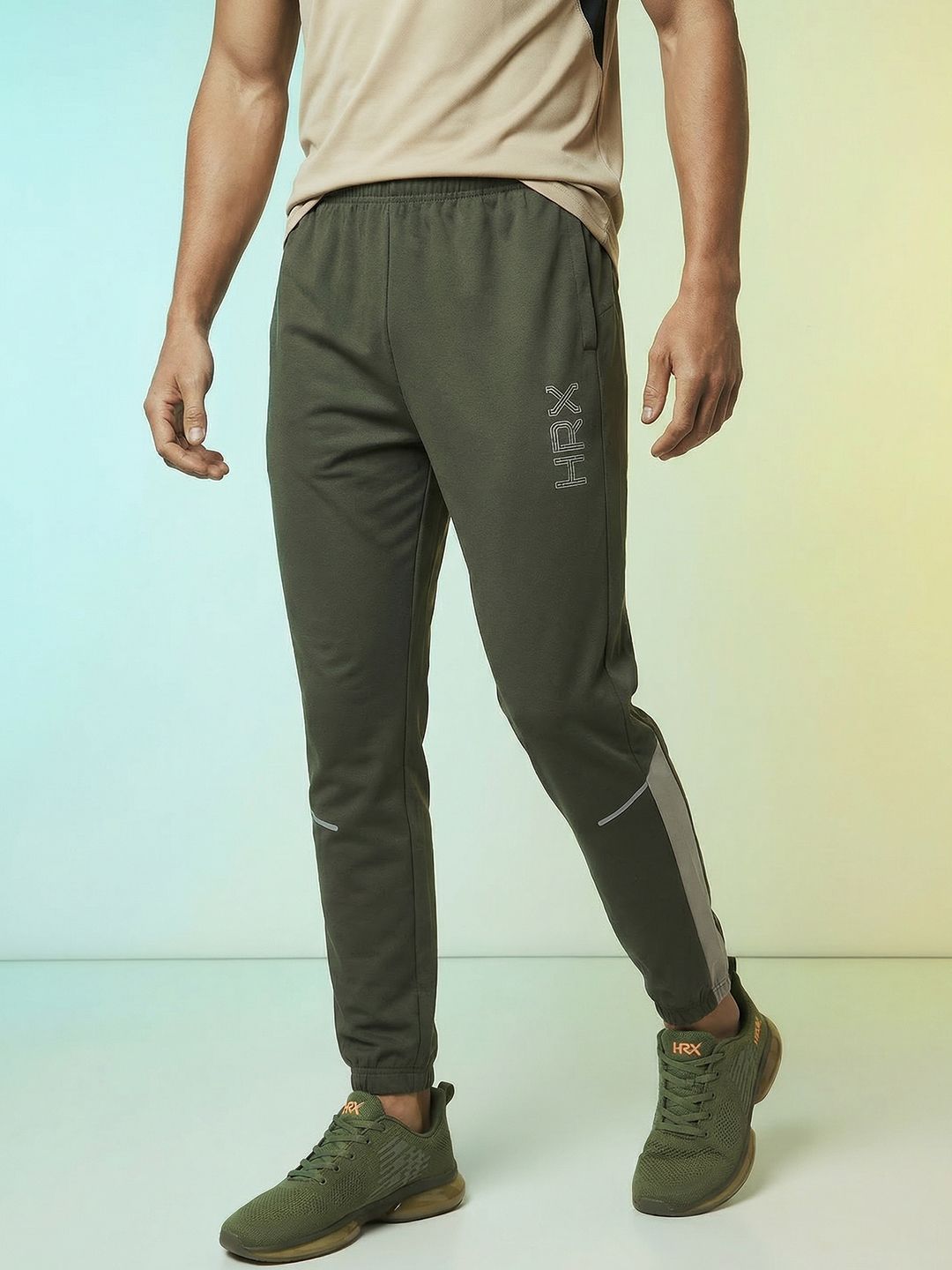 HRX by Hrithik Roshan Men Regular Fit Rapid-Dry Running Joggers-picture-36
