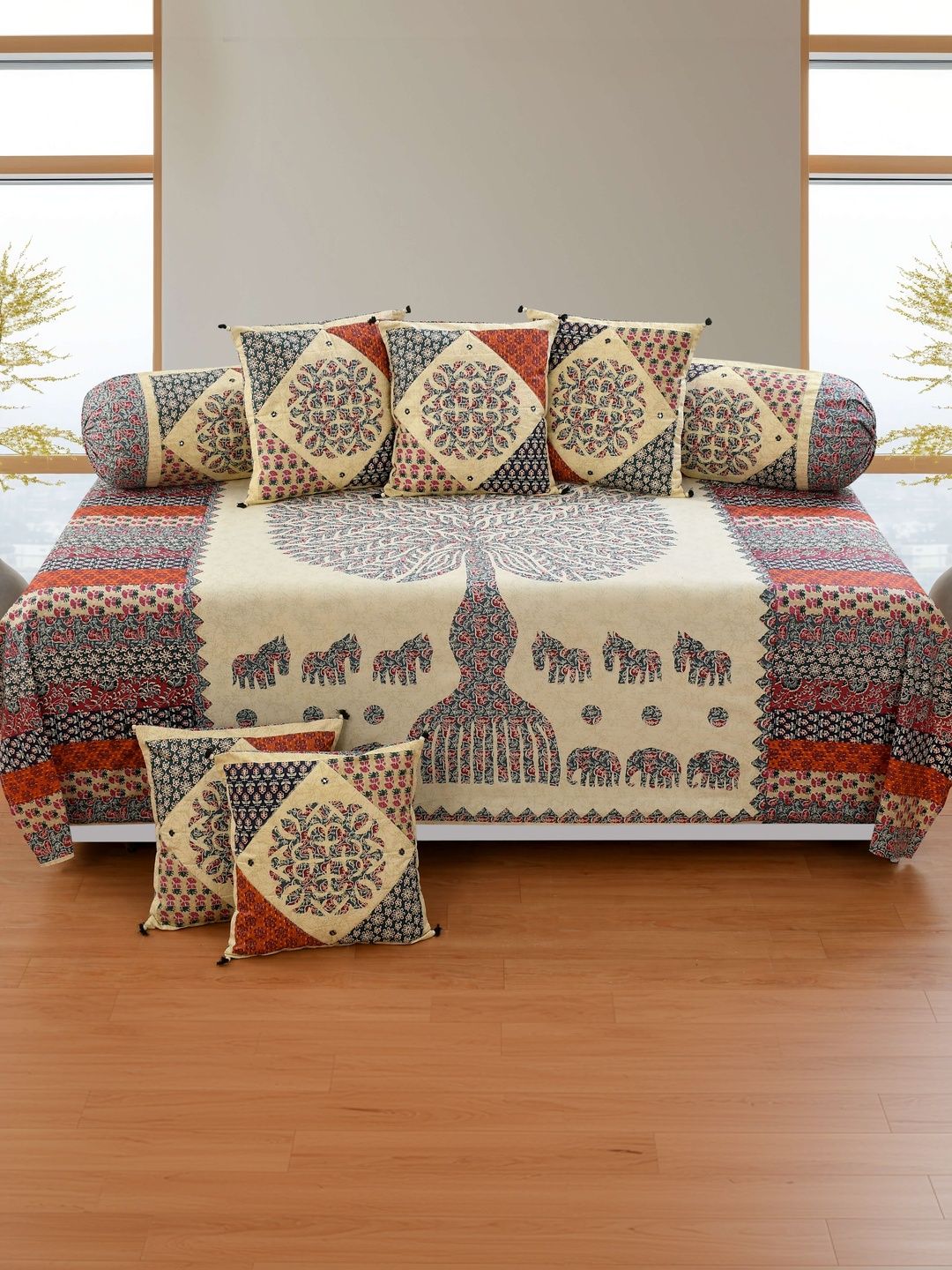 Kritarth Handicrafts 8 Pieces Cream Printed Cotton Bedsheet Bolster & Cushion Covers-image-26