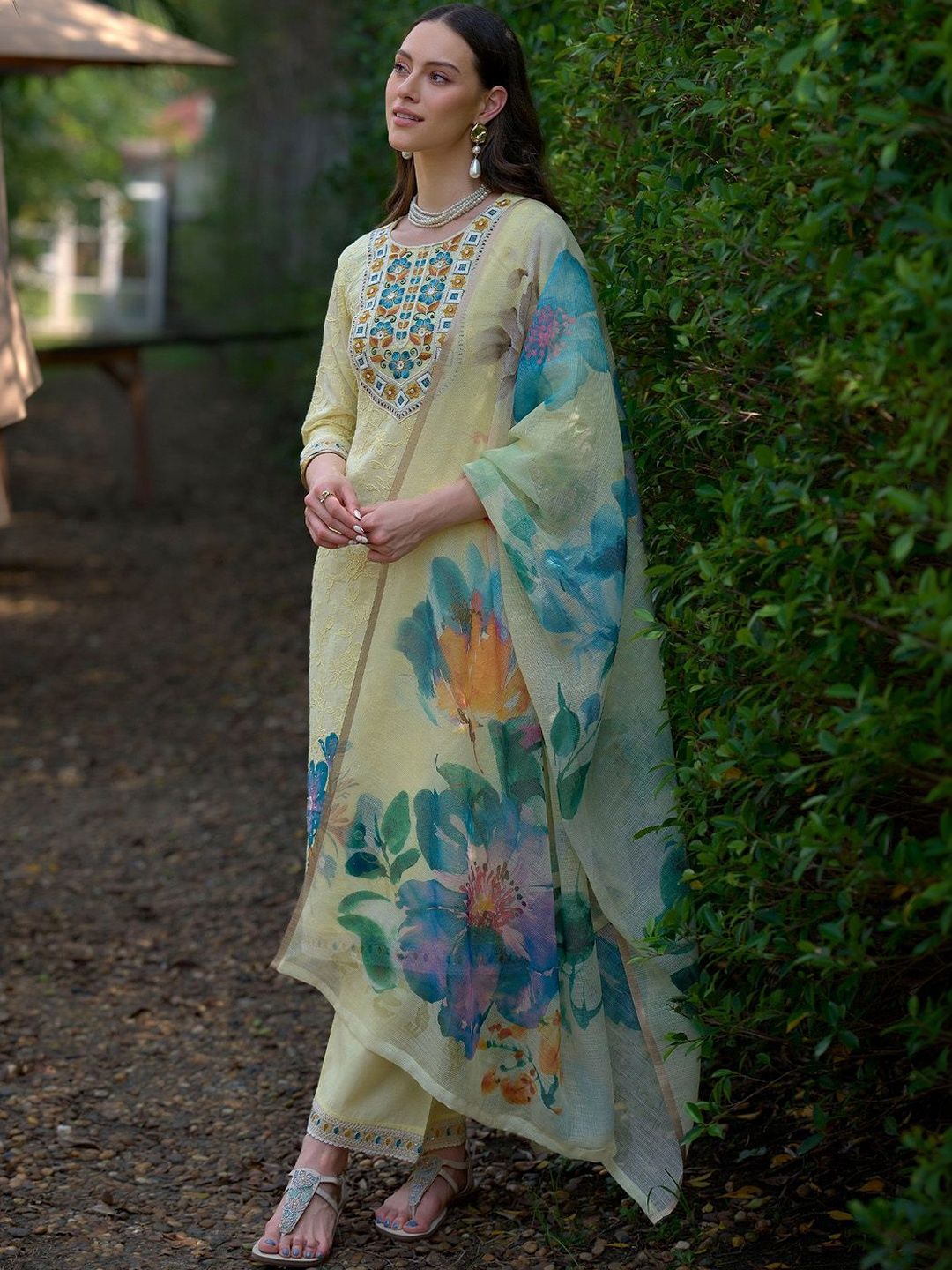 Indo Era Women Floral Embroidered Regular Thread Work Pure Cotton Kurta with Trousers & With Dupatta-picture-27