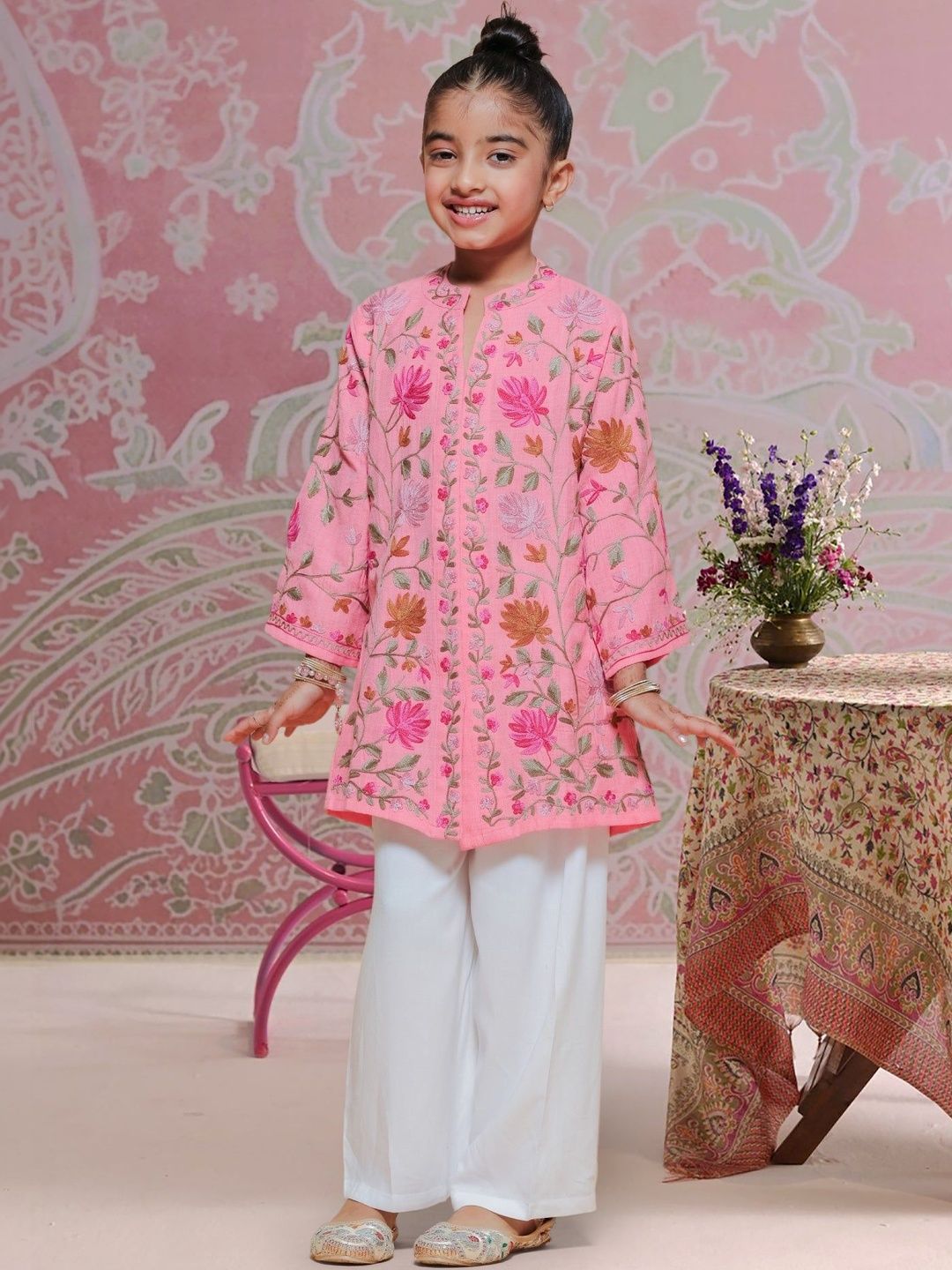 HOUSE OF KARI Girls Floral Embroidered Thread Work Floral Kurta-picture-28