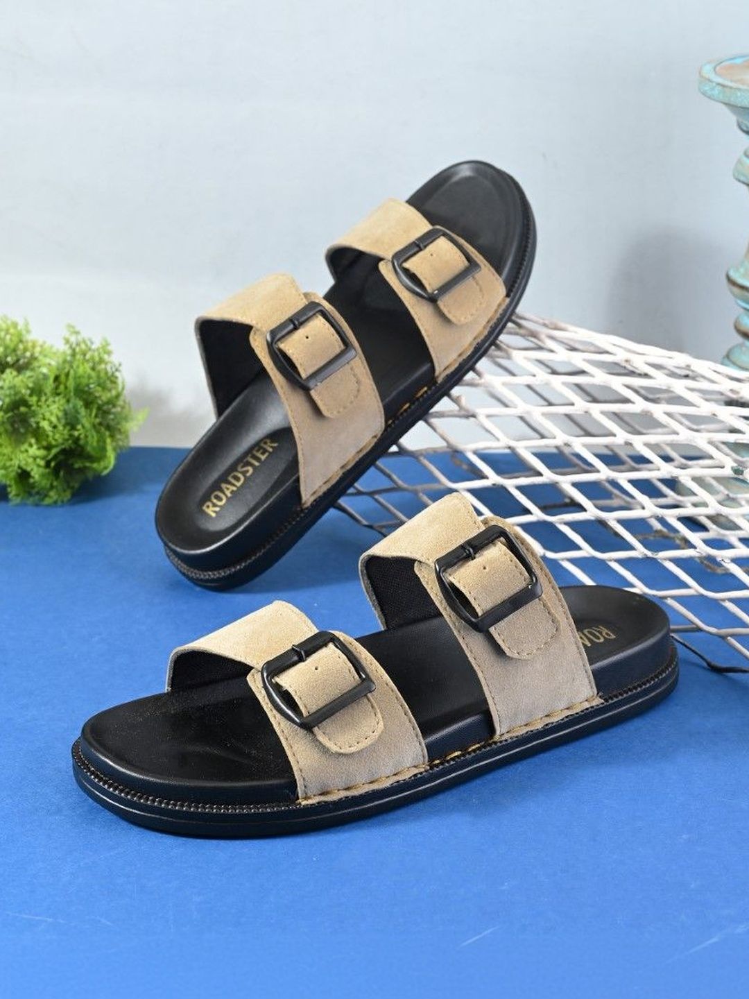 The Roadster Lifestyle Co Men Buckle Strap Comfort Sandals-picture-17