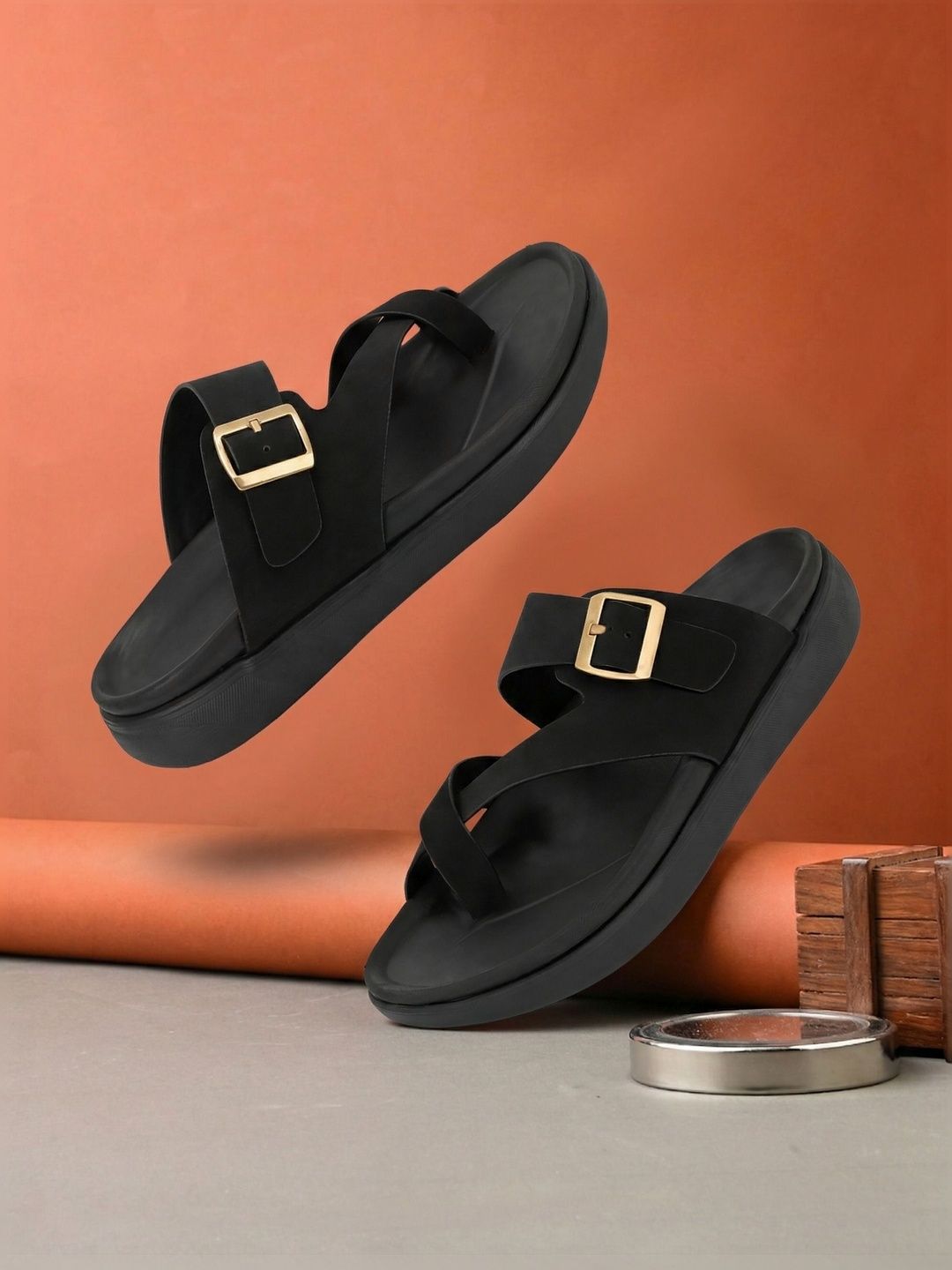 Mast & Harbour Men Slip-On-picture-40