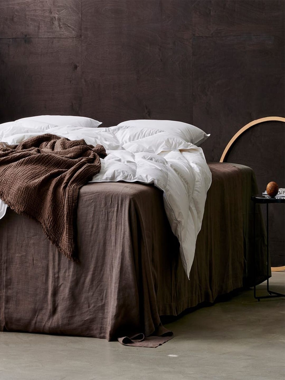 SHRNM White Mild Winter 210 GSM Duvet-image-33