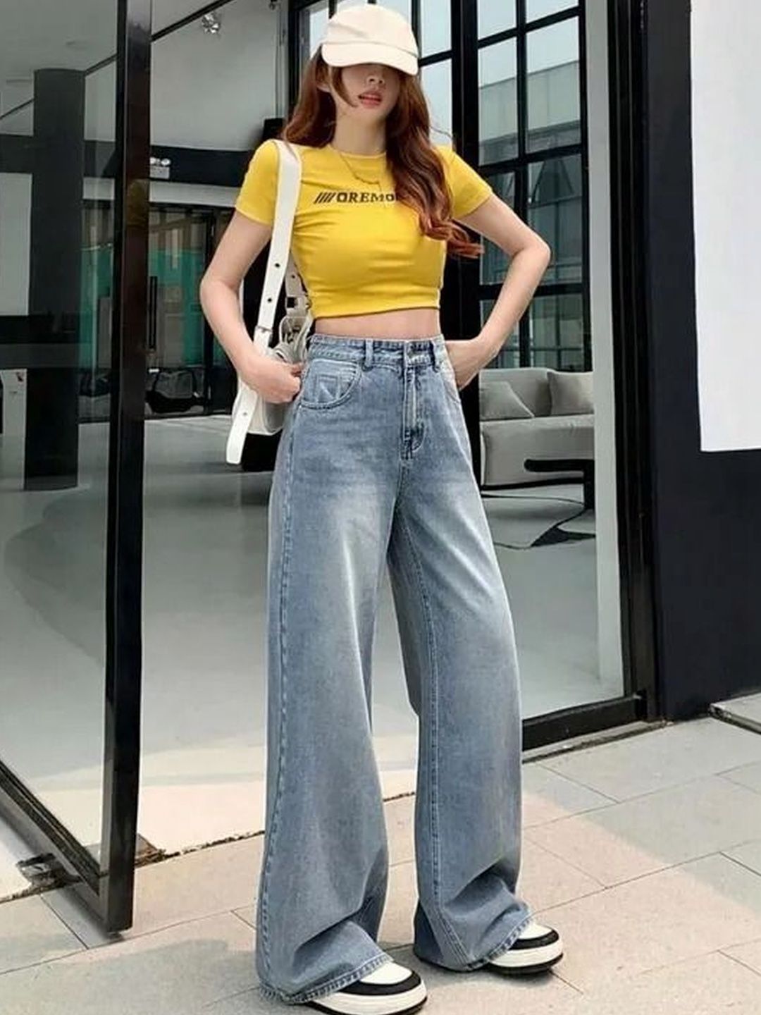 Kotty Women Wide Leg High-Rise Light Fade Stretchable Jeans-picture-20