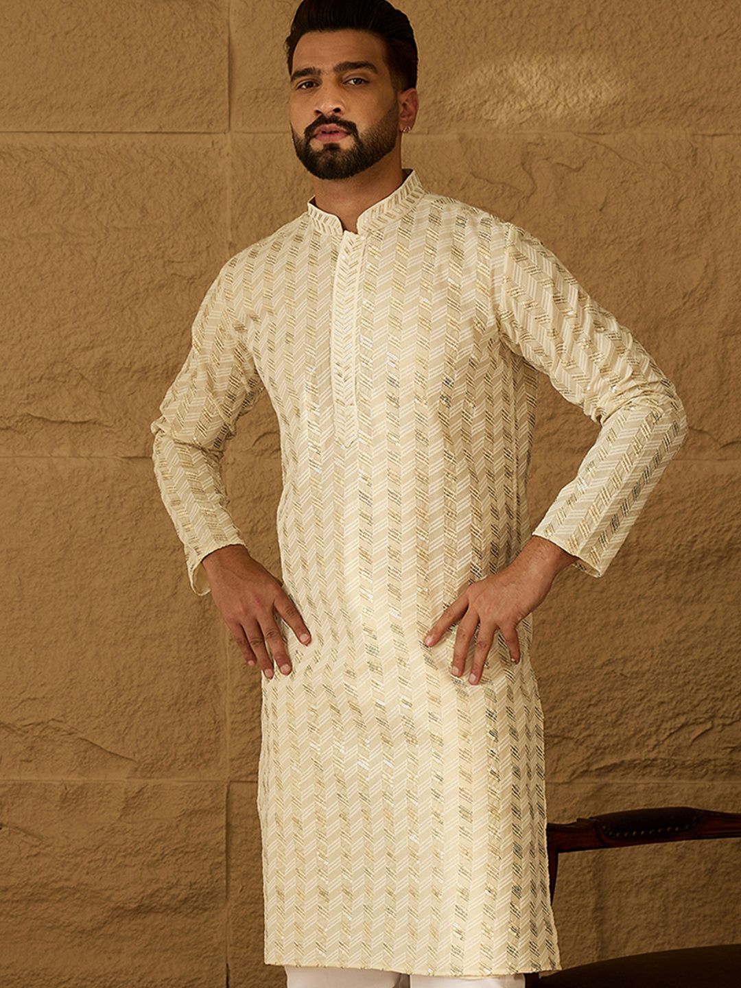 Ethnic Bay Men Ethnic Motifs Regular Sequinned Kurta with Pyjamas-image-26