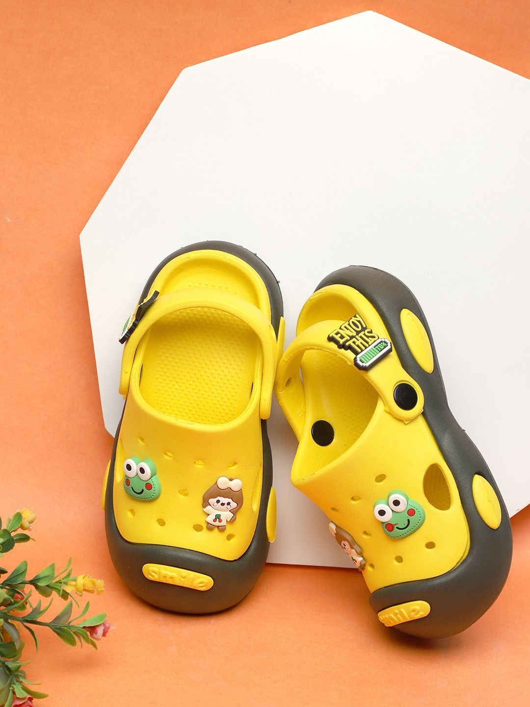 Arosy Girls Clogs Sandals-picture-13