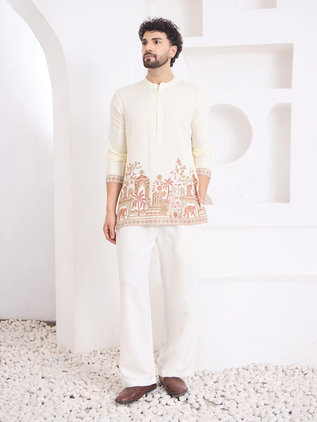 House of Pataudi Men Ethnic Tribal Jacquard Work Short Kurta With Wide Leg Bottom-picture-49