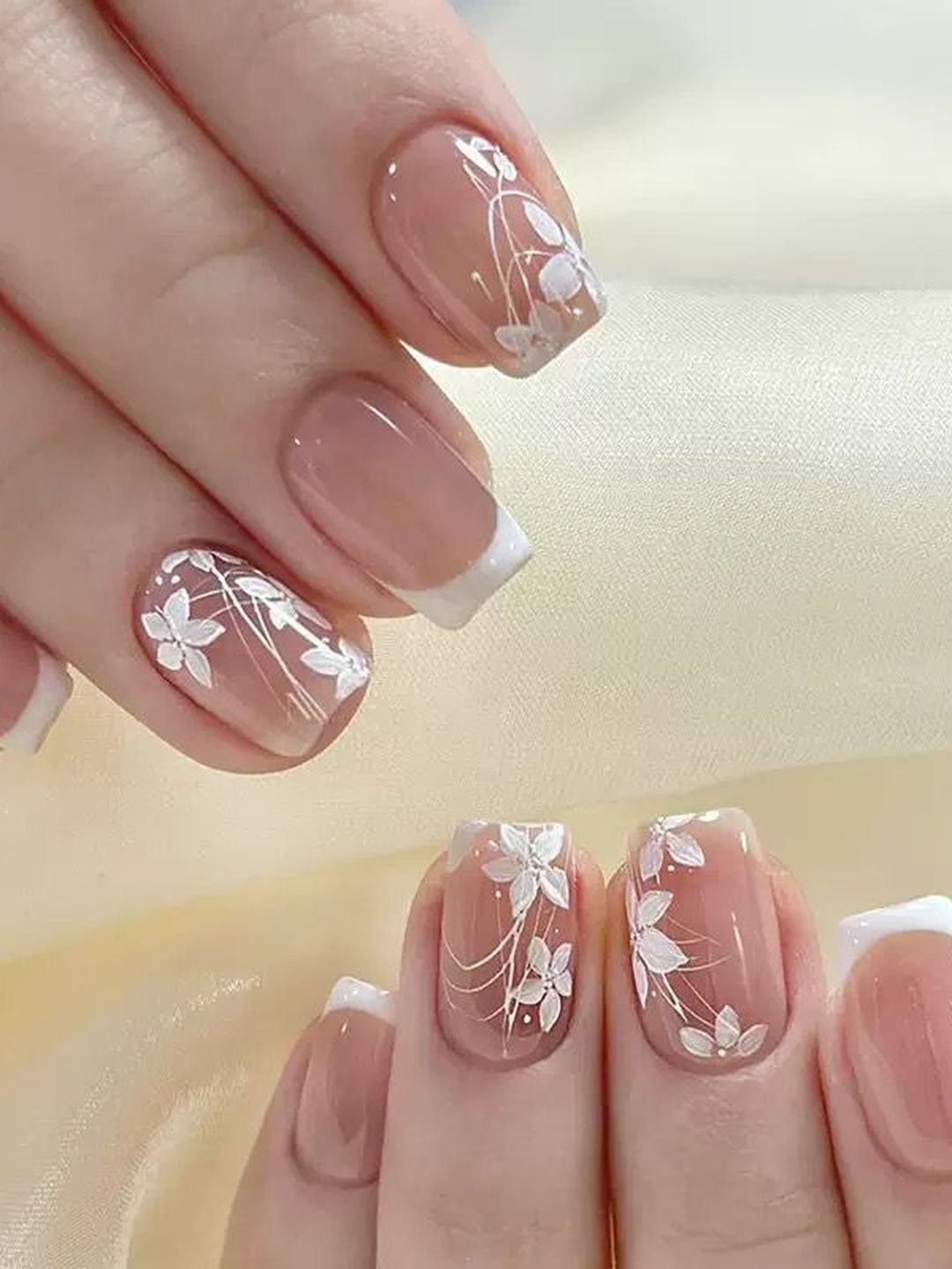Vembley Set Of 24 Reusable Press On Nails - Nude French-picture-33