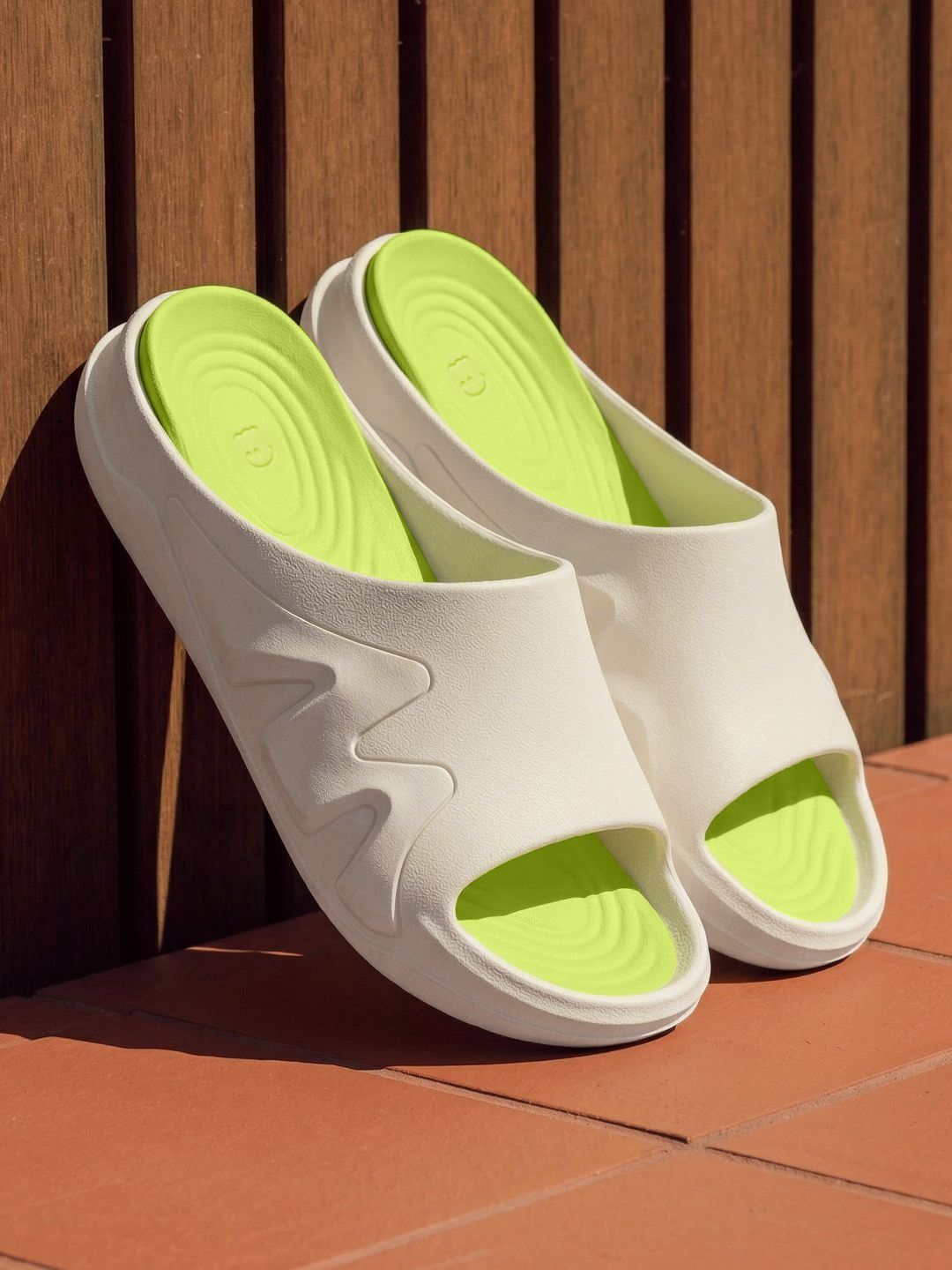 The Souled Store Men Sliders-picture-28