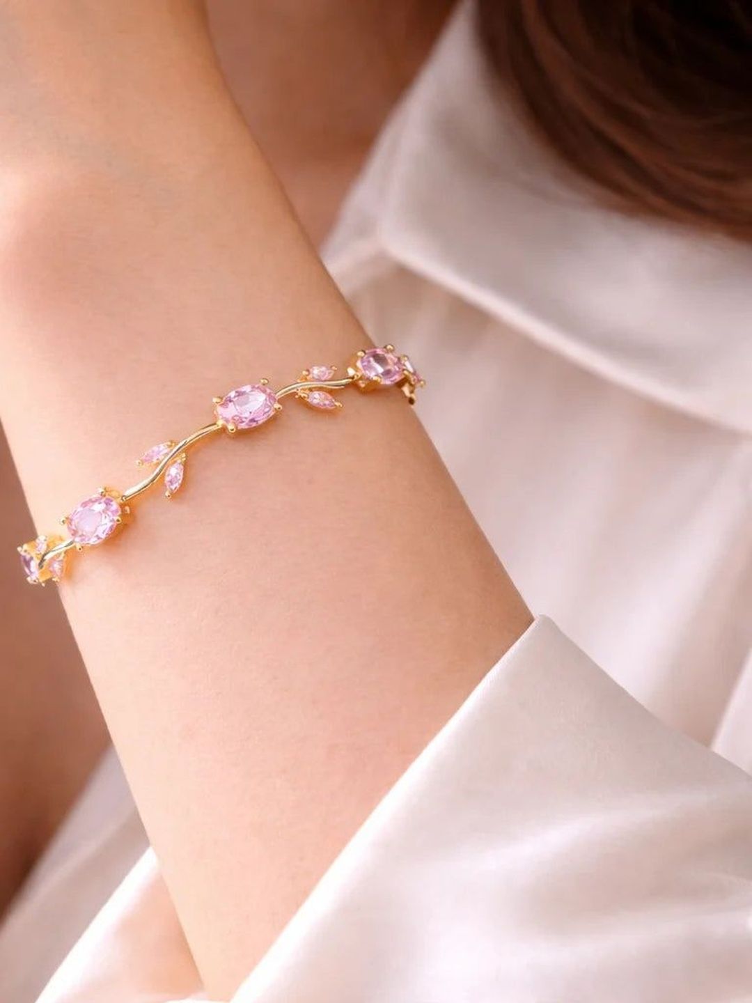 VS Unique Collection Women American Diamond Antique Gold-Plated Link Bracelet-picture-23